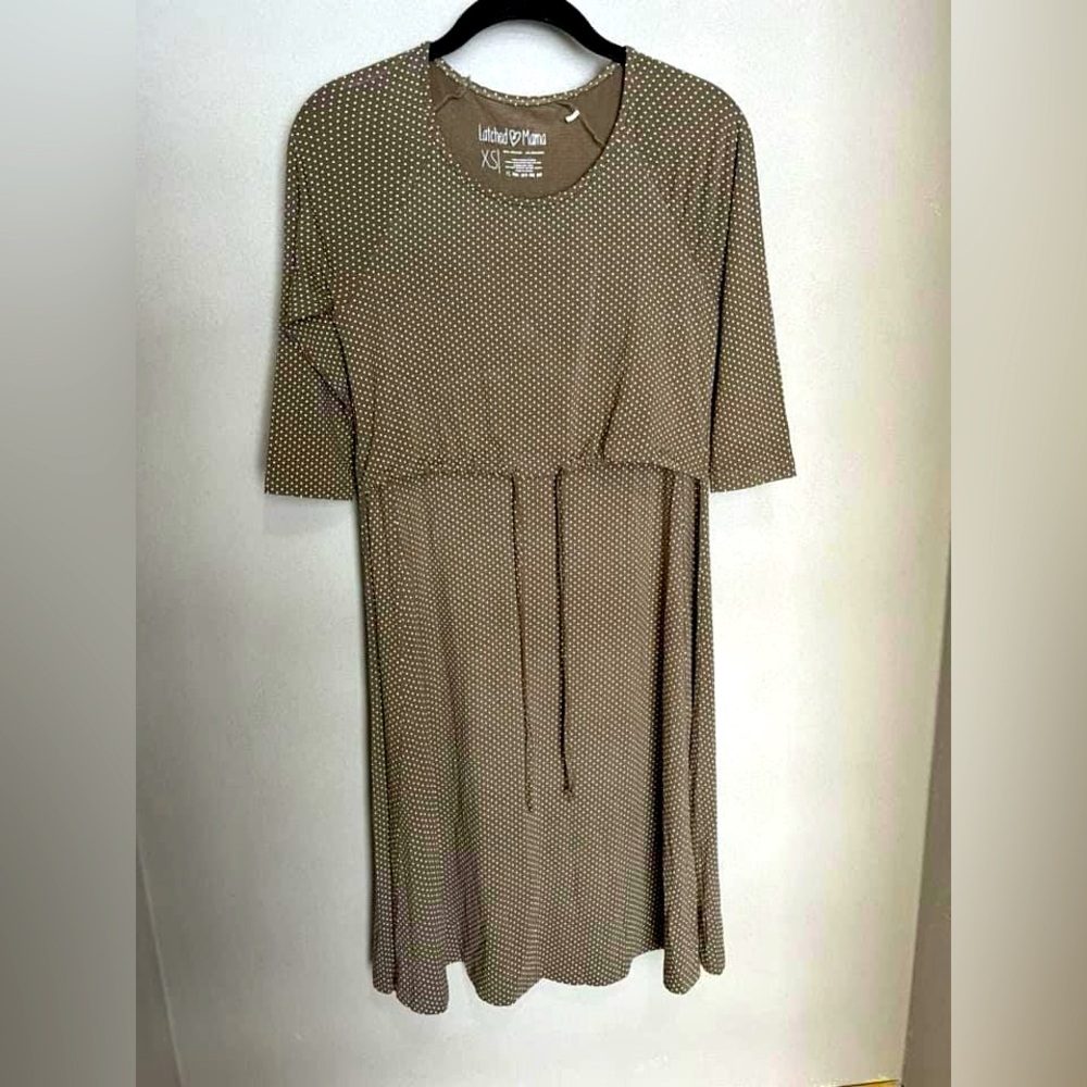 Latched mama xs 3/4 sleeve drawstring dress “olive dot” nwot. Nursing friendly!